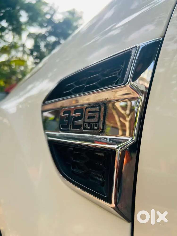 Ford Endeavour 3.2 Titanium 2017