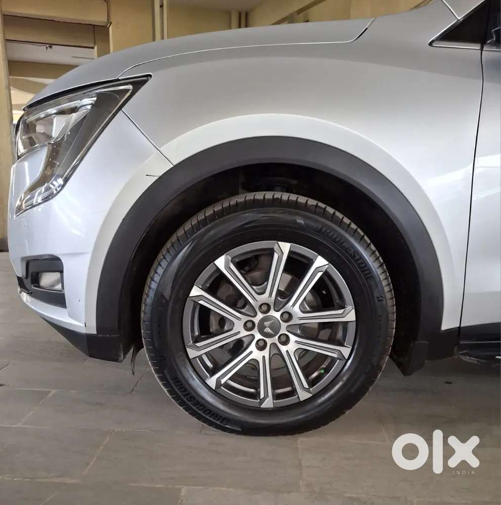Mahindra Xuv700 Ax7 2023