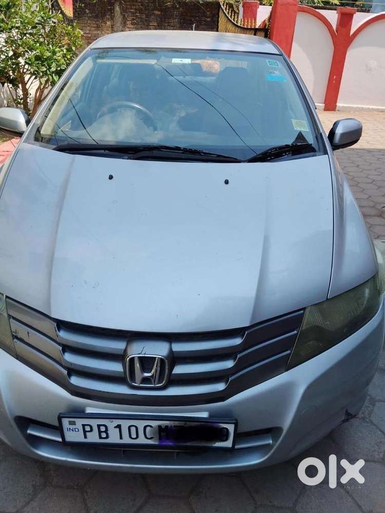 Honda Petrol Car 2009