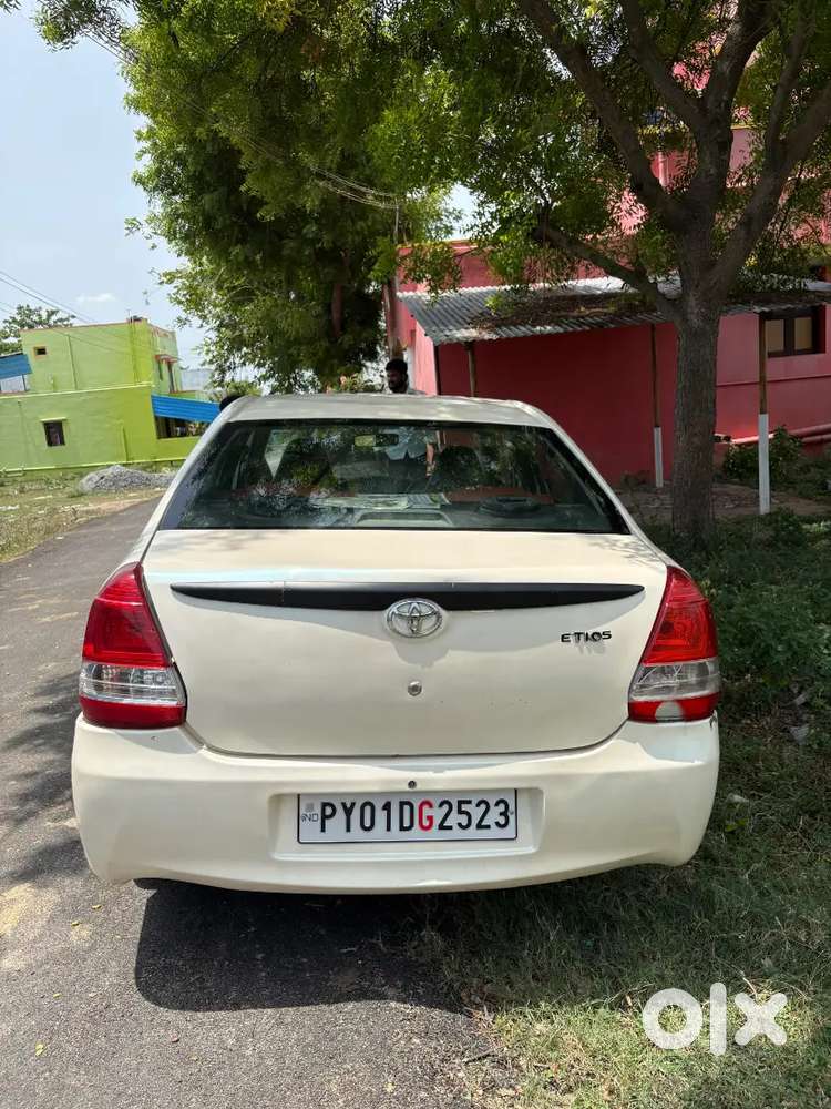 Toyota Etios Petrol+cng