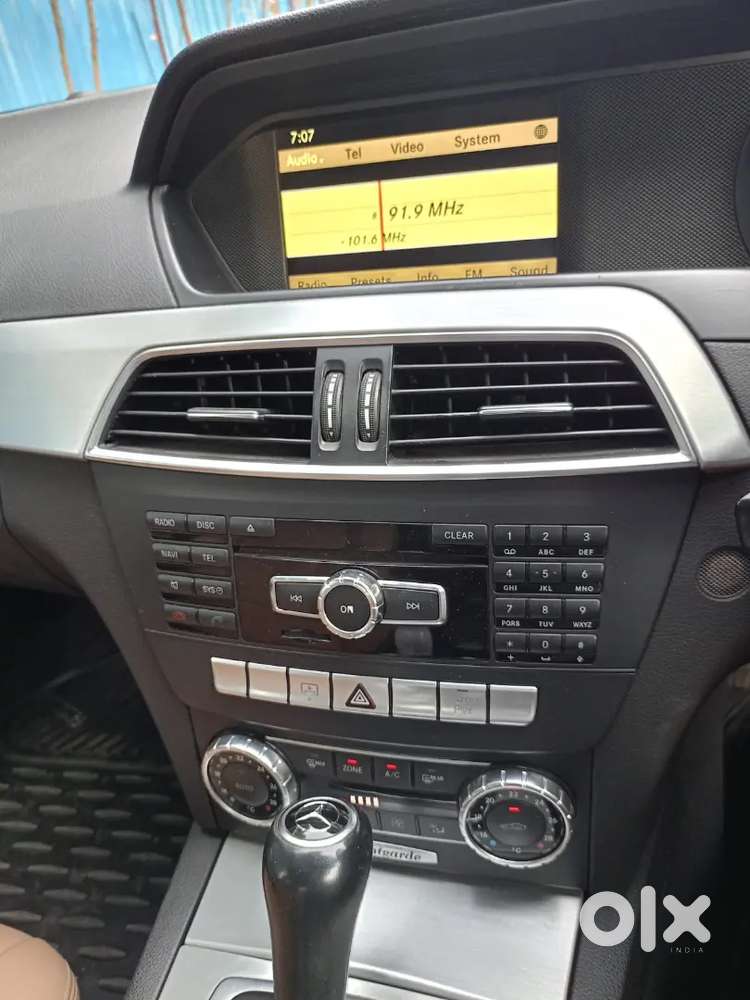 Mercedes C-class 2012 2.0 Petrol