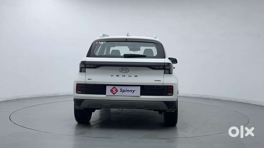 Hyundai Venue 1.0 Sx (o) Turbo Dct, 2023, Petrol
