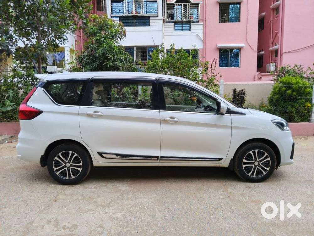Maruti Suzuki Ertiga Vxi Shvs, 2023, Petrol