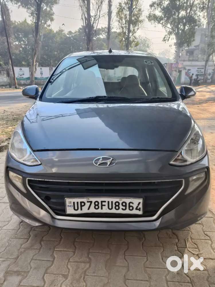सीएनजी पास है गाड़ी में कोई कमी नहीं है इंश्योरेंस प्रदूषण वैलिड चिल्ड