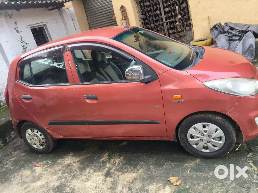 Hyundai I10 2011 पेट्रोल ऑटोमैटिक