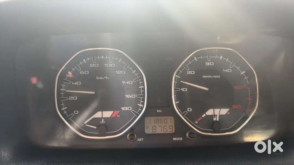 Tata Indigo Ecs Ls 2015