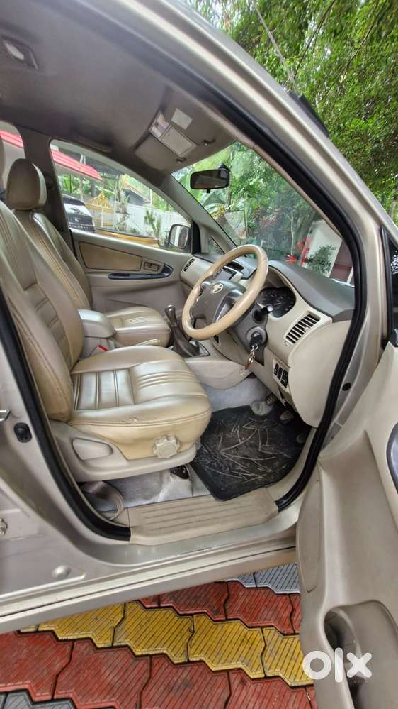 Toyota Innova, 2013