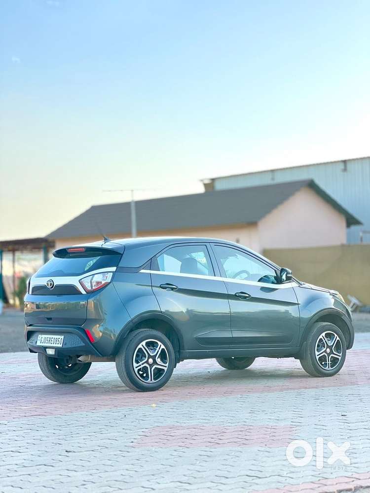 Tata Nexon 1.5 Revotorq Xm (s), 2018, Diesel