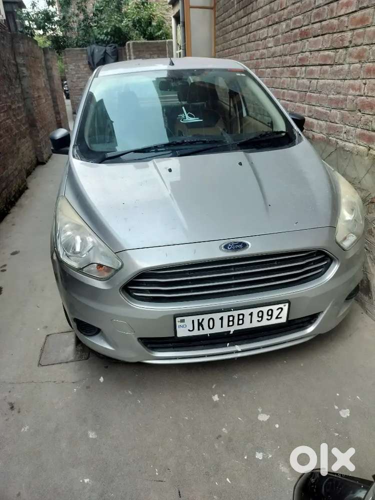 Ford Aspire Trend 2015