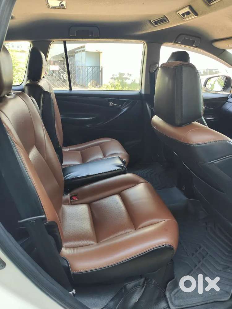 Toyota Innova Crysta 2019