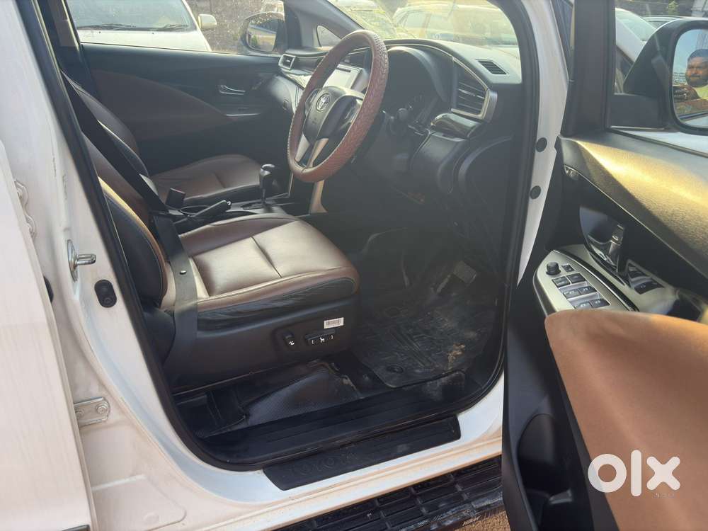 Toyota Innova Crysta 2.8 Zx At, 2017, Diesel
