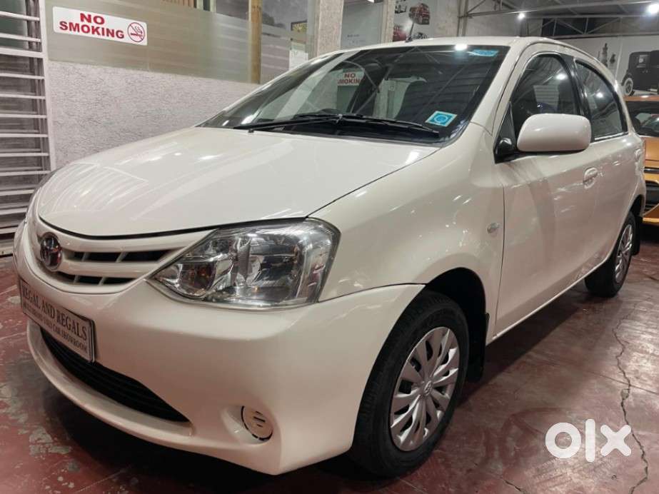 Toyota Etios Liva 2011-2012 G, 2012, Petrol