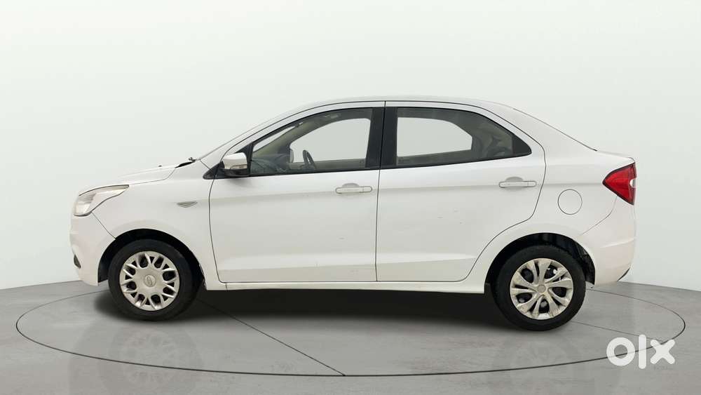 Ford Figo Aspire Trend, 2015, Petrol