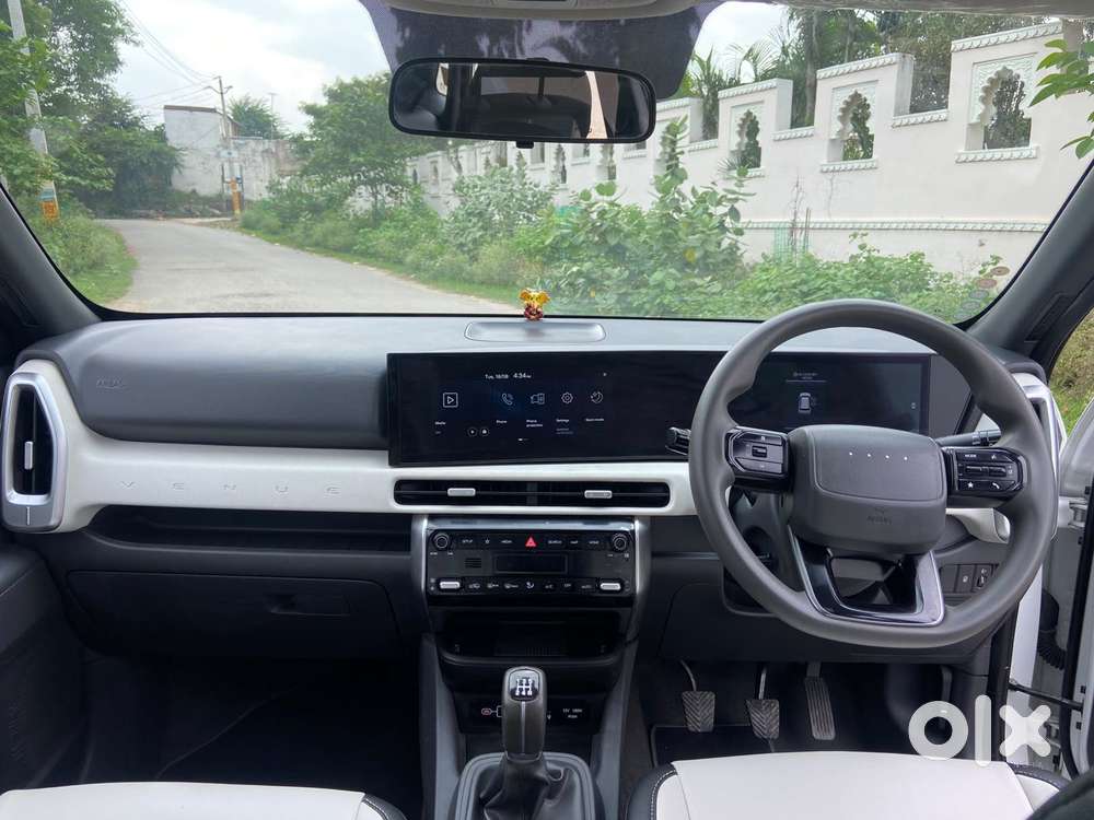 Hyundai New Venue Se, 2025, Petrol
