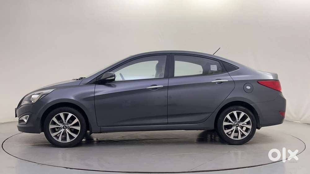 Hyundai Verna [2015-2018] Fluidic 4s 1.6 Vtvt Sx, 2015, Petrol