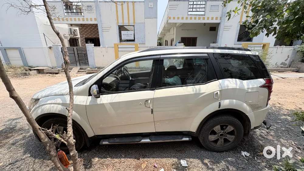 Mahindra Xuv500 2014 With All Seal Tyres