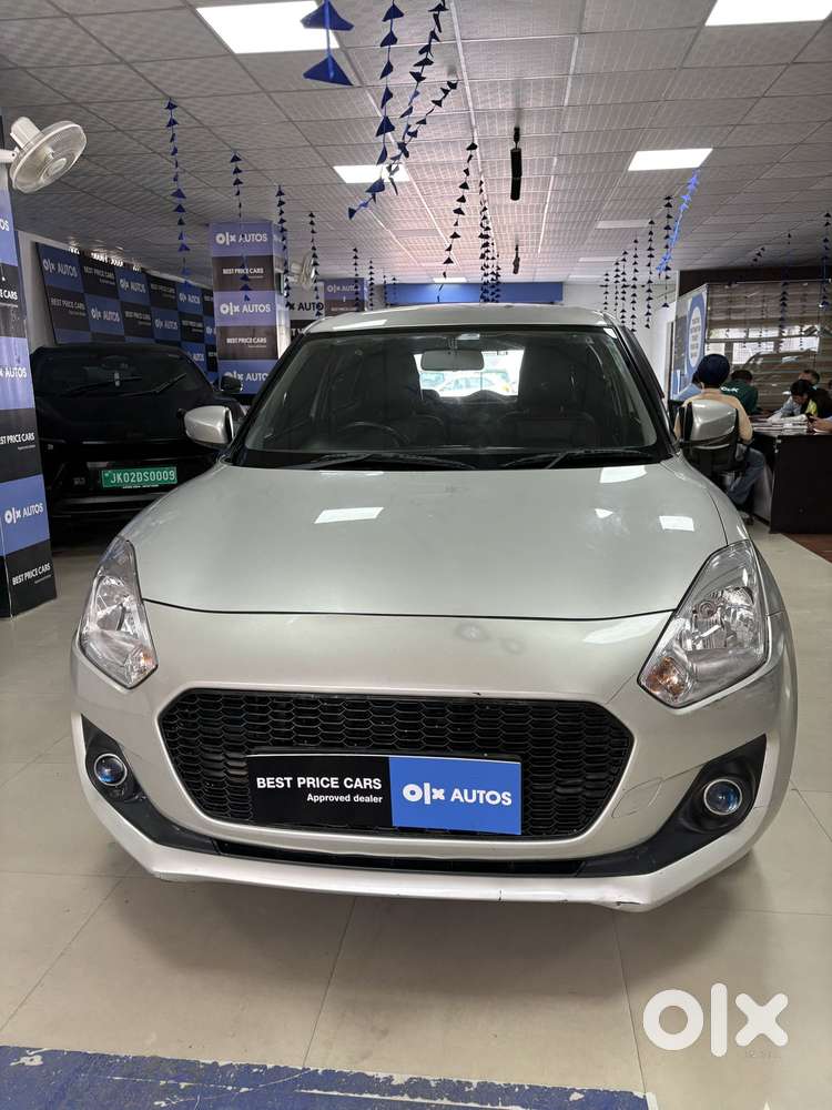 Maruti Suzuki Swift Vxi + Manual, 2023, Petrol
