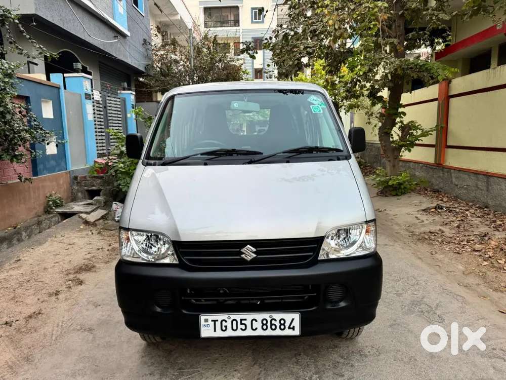 Maruti Suzuki Eeco 2025 Cng & Hybrids 4500 Km Driven