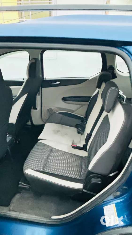 Renault Triber Rxz, 2022, Petrol