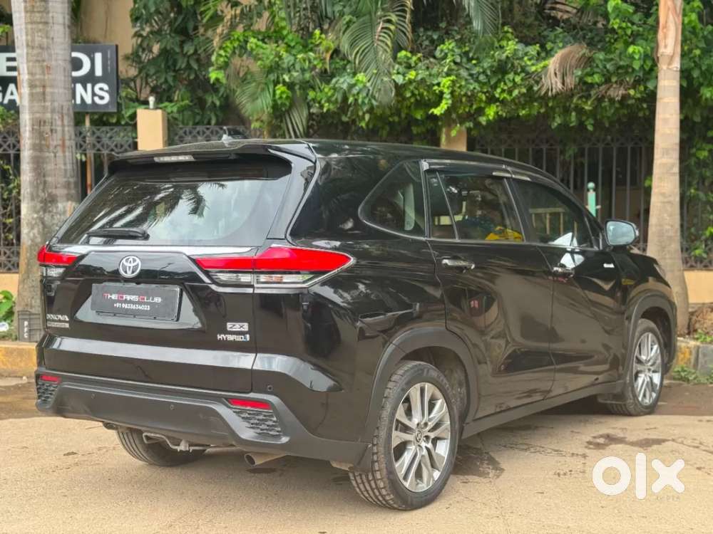 Toyota Innova Hycross 2.0 Zx Hybrid 7 Str, 2023, Petrol