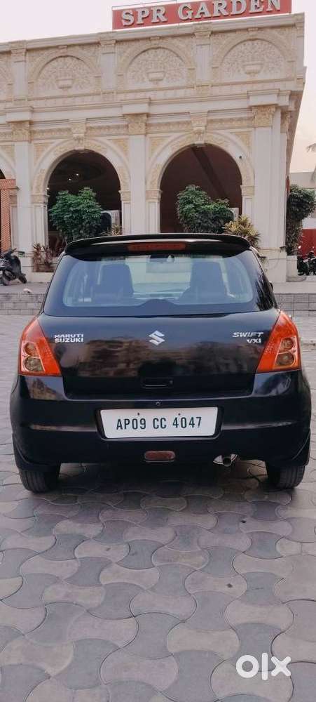 Maruti Suzuki Swift 2004-2010 Vxi Bsiv, 2010, Petrol