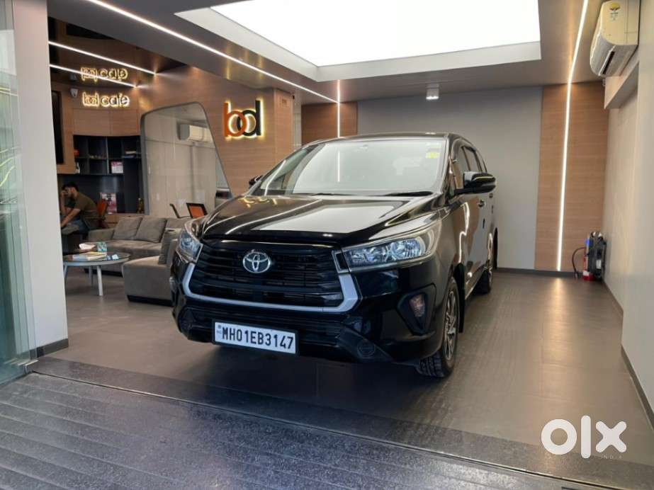 Toyota Innova Crysta [2020-ongoing] 2.4 Gx 8 Str, 2022, Diesel