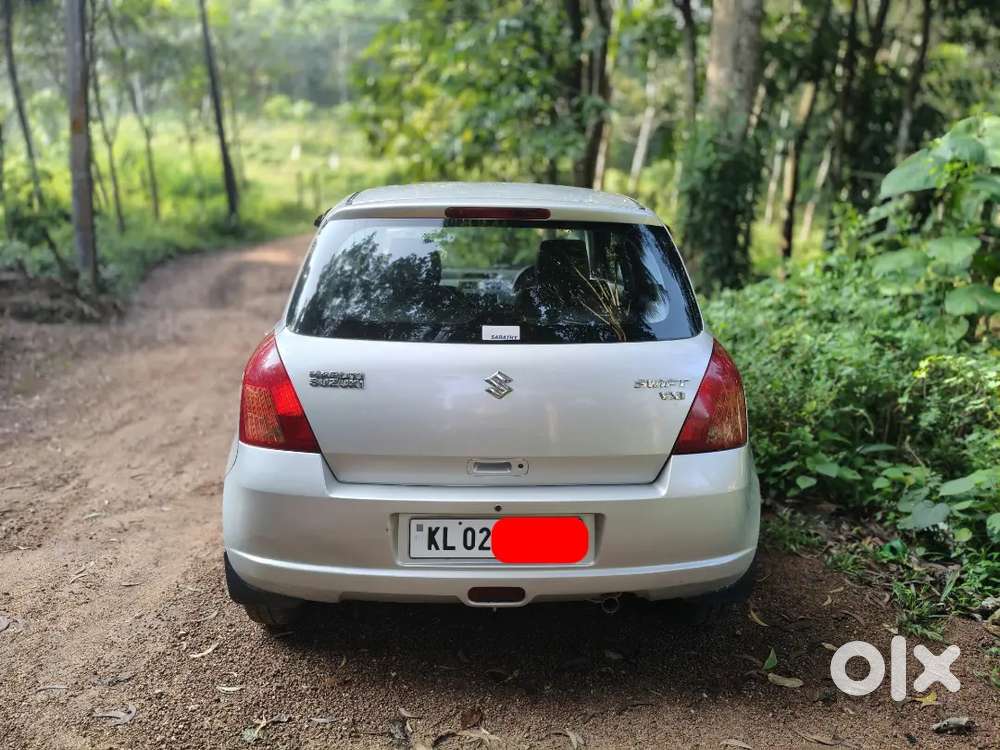 Maruti Suzuki Swift 2006 Petrol 84000 Km Driven