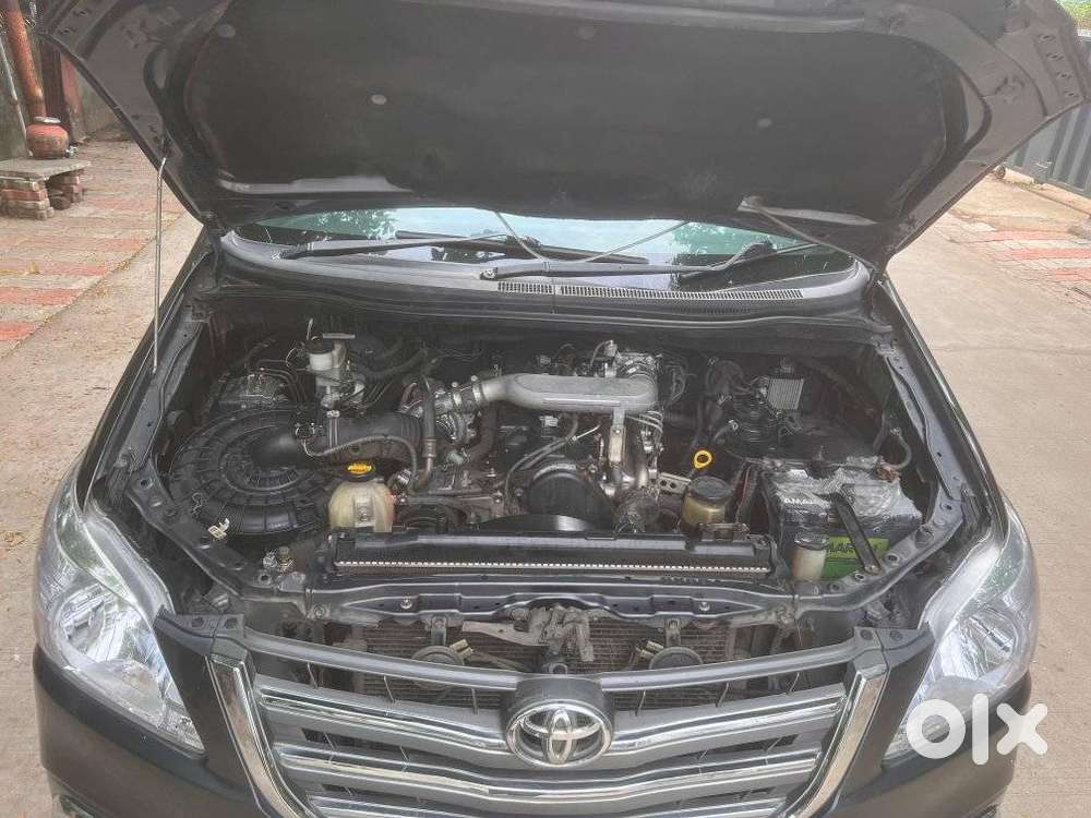 Toyota Innova 2.5 G (diesel) 8 Seater, 2015, Diesel