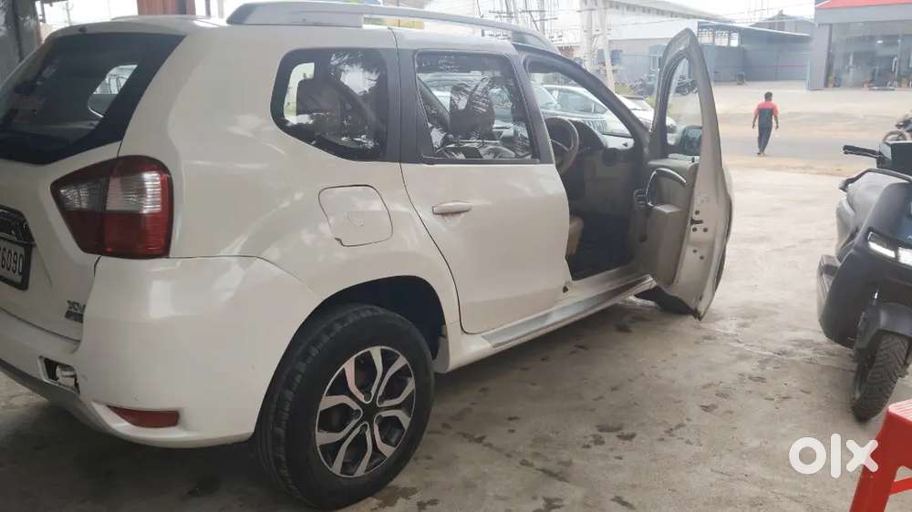 Nissan Terrano Diesel Xl 2013 Second Owner
