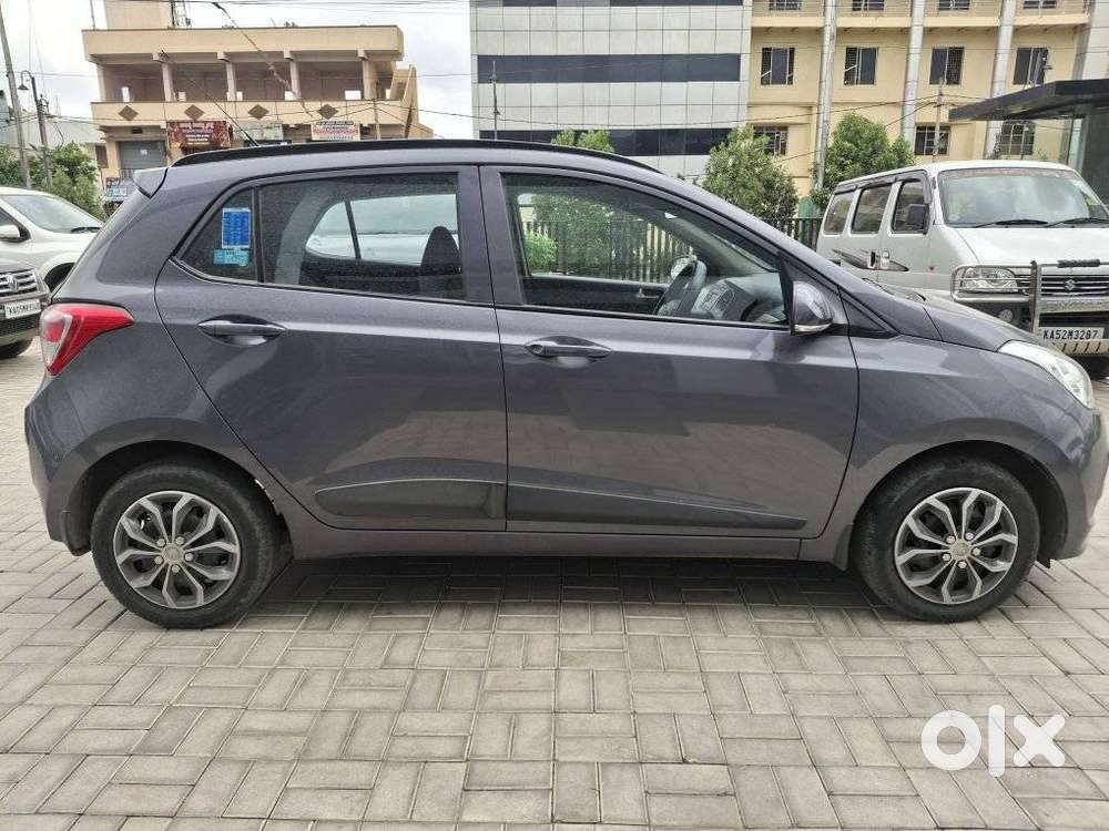 Hyundai Grand I10 Sportz, 2016, Petrol