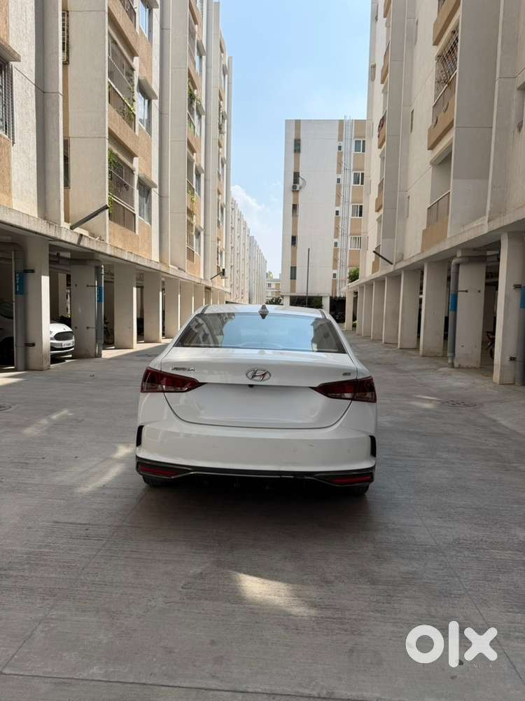 Hyundai Fluidic Verna 2021