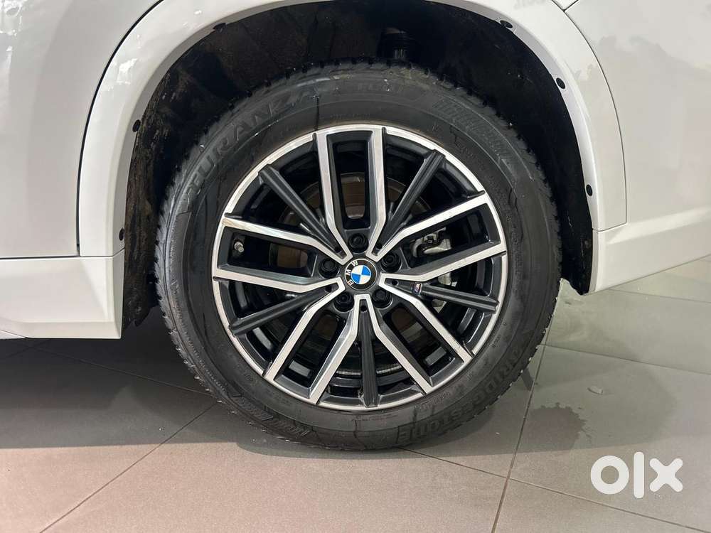 Bmw Ix1 Edrive20l M Sport, 2026, Electric
