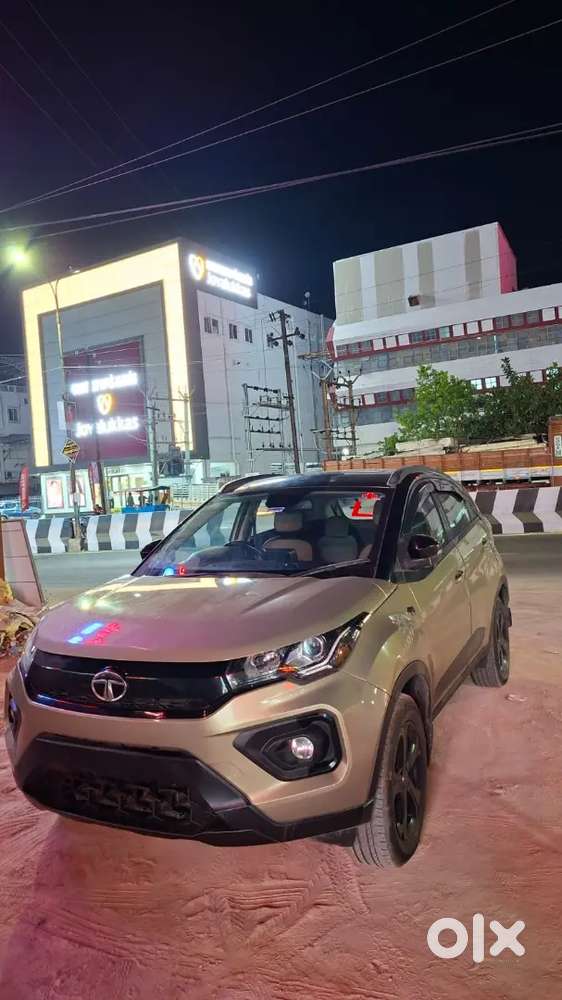 Tata Nexon Kaziranga Premium Diesel