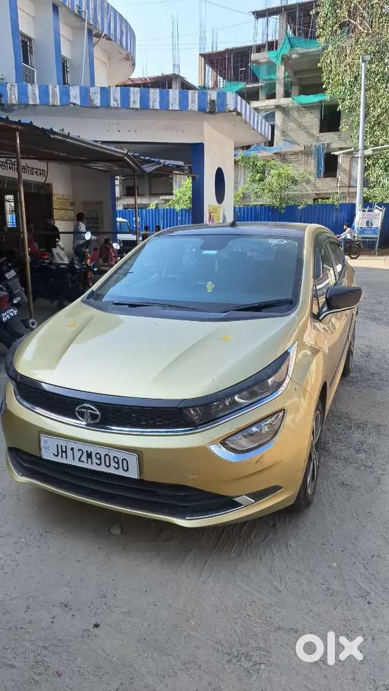 Tata Altroz Top Model.