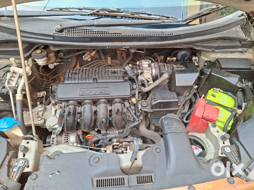 Honda Wrv With 10 Inch Touch Screen & Dash Cam