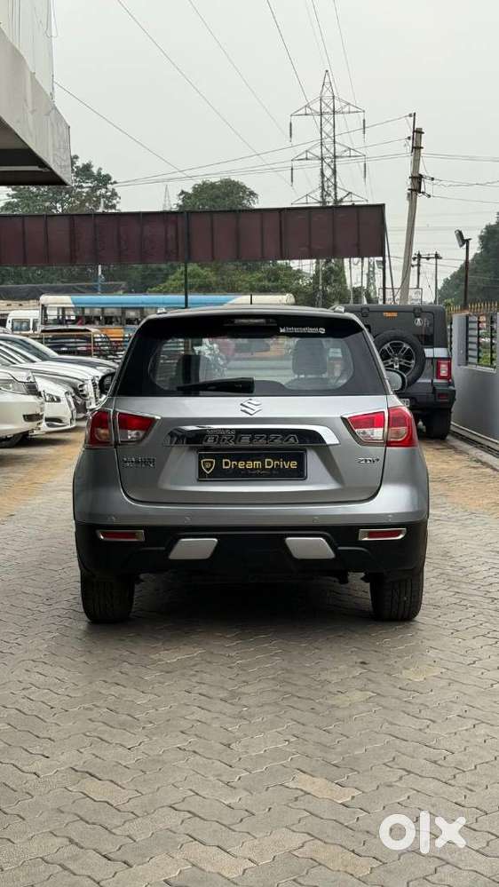 Maruti Suzuki Vitara Brezza Zdi+ Dual Tone Mt, 2020, Diesel