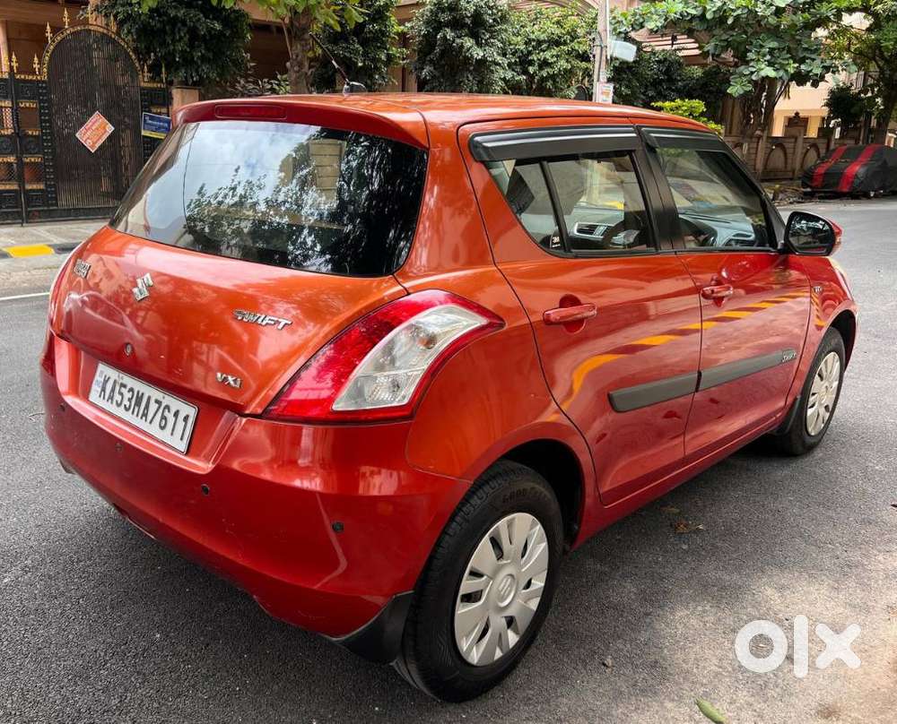 Maruti Suzuki Swift Vxi, 2013, Petrol