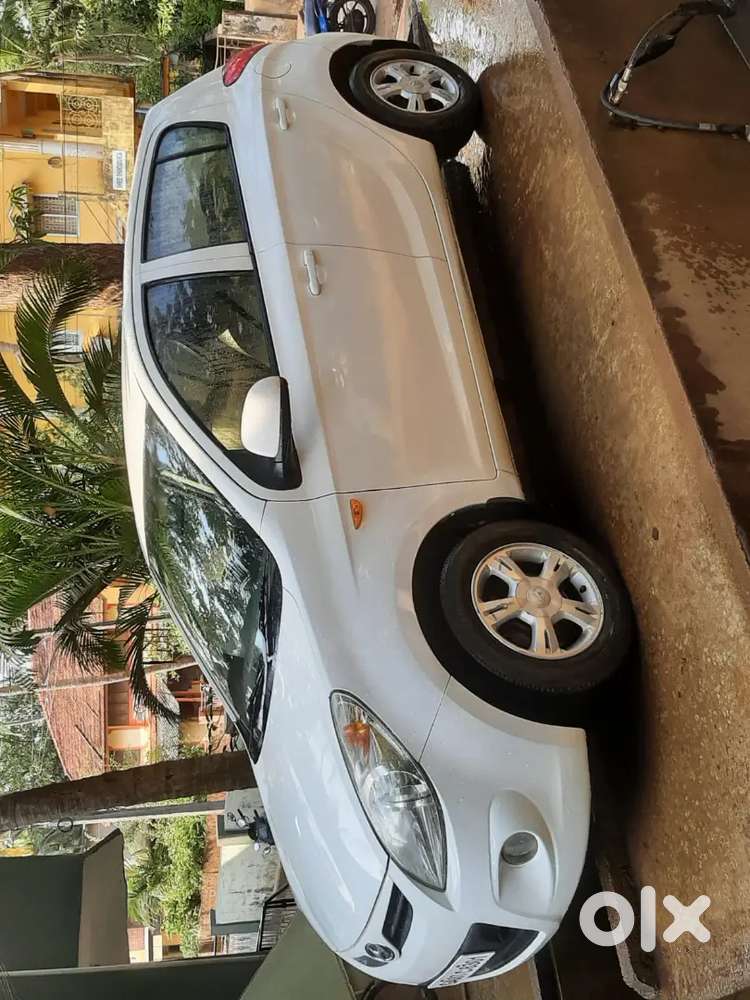 Hyundai I20 1.2 Asta 2009 Petrol