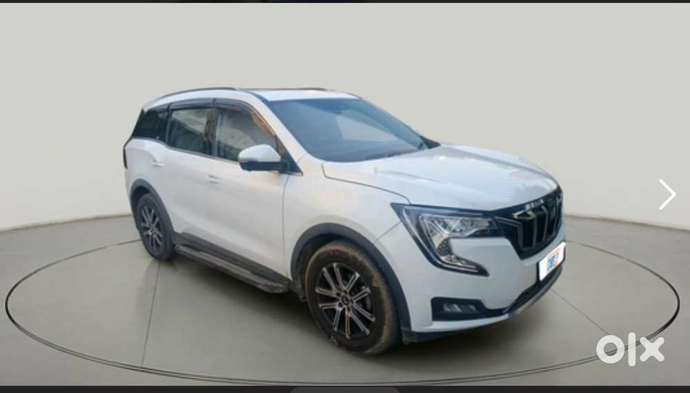 Mahindra Xuv700 2023 Diesel Well Maintained