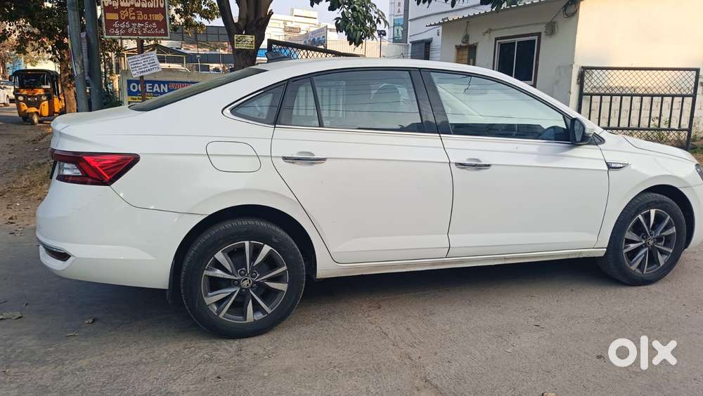 Skoda Slavia 1.5 Tsi Style, 2022, Petrol