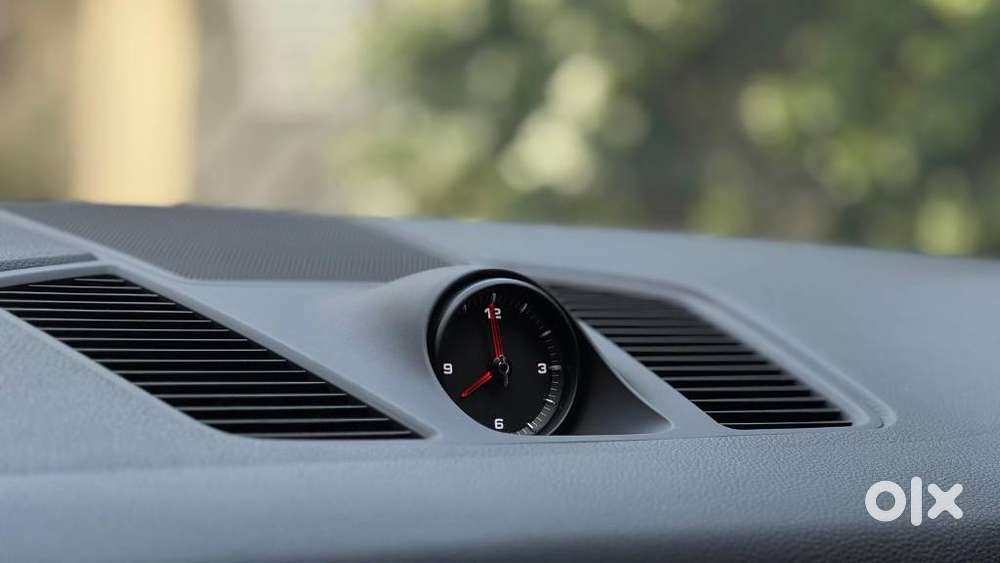 Porsche Cayenne Platinum Edition, 2023, Petrol