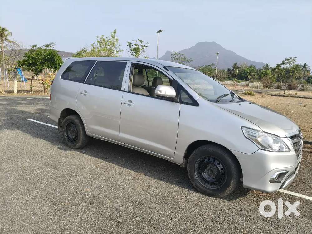 Toyota Innova 2006 Diesel 300000 Km Driven