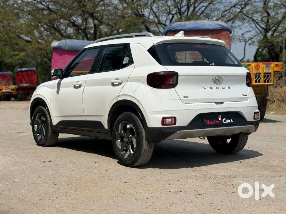 Hyundai Venue 1.0 Sx (o) Turbo Imt, 2021, Petrol