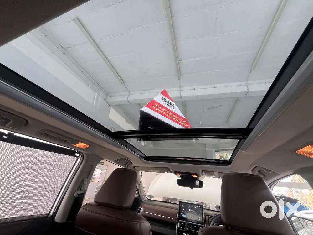 Toyota Innova Hycross 2024