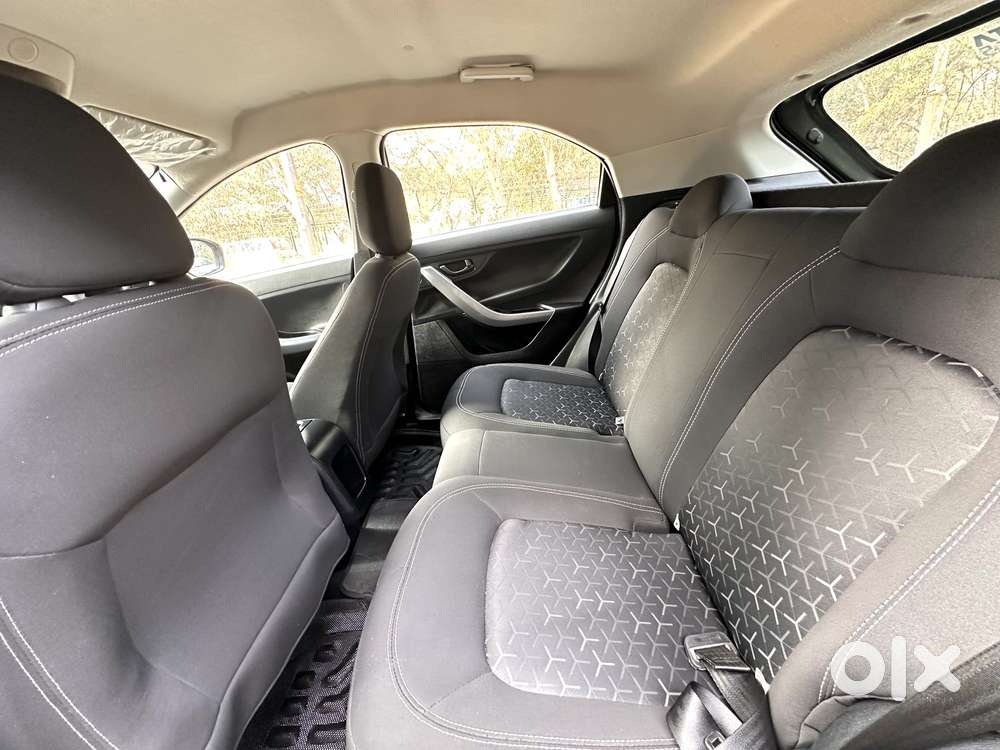 Tata Nexon 1.2 Revotron Xma Amt, 2021, Petrol