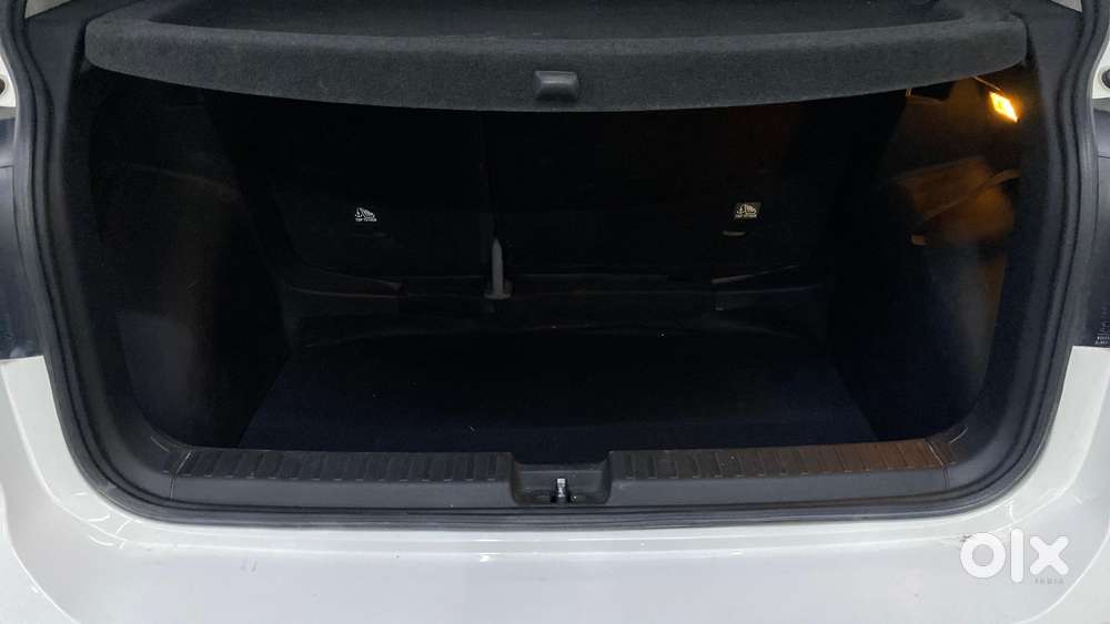 Volkswagen Taigun 1.0 Tsi Topline At, 2023, Petrol