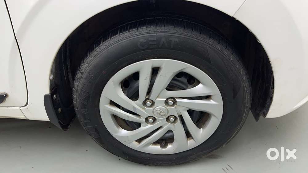Hyundai Aura [2023-ongoing] 1.2 S Petrol Manual, 2022, Petrol