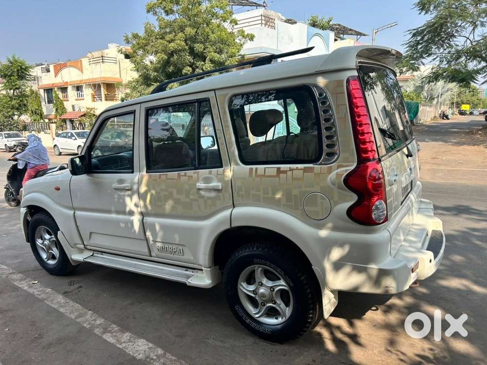 Mahindra Scorpio 2011
