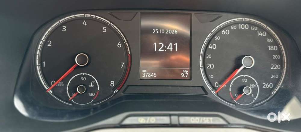 Volkswagen Taigun 1.0 Tsi Highline At, 2022, Petrol