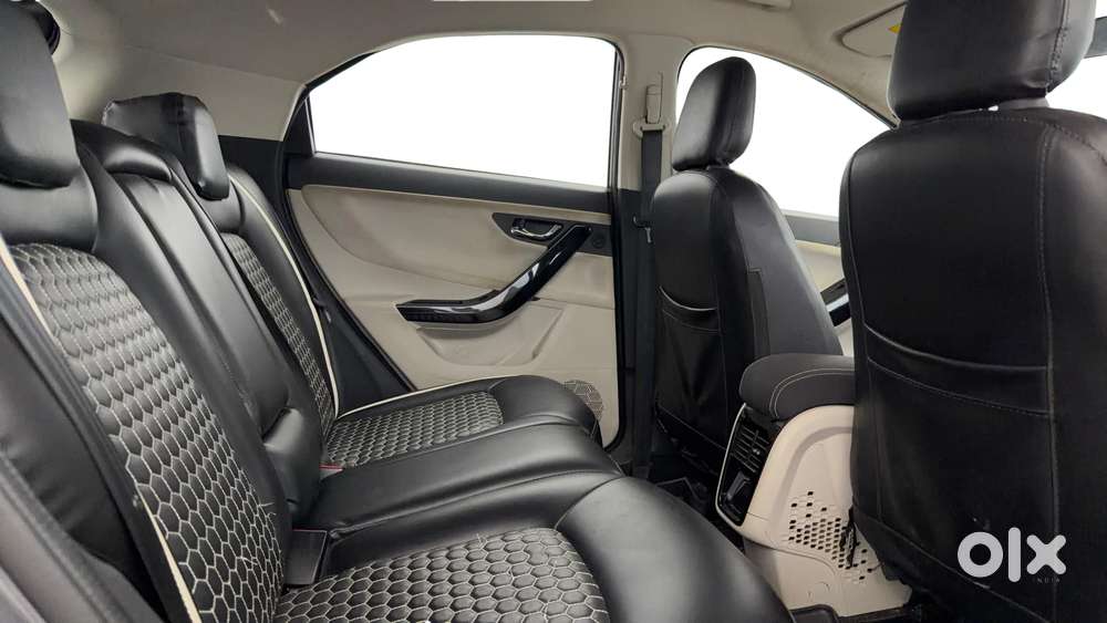 Tata Nexon 1.2 Revotron Xza Plus, 2023, Petrol